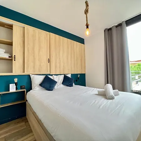 Sea And Mountain Views From Your Rooftop ! Appartement *
