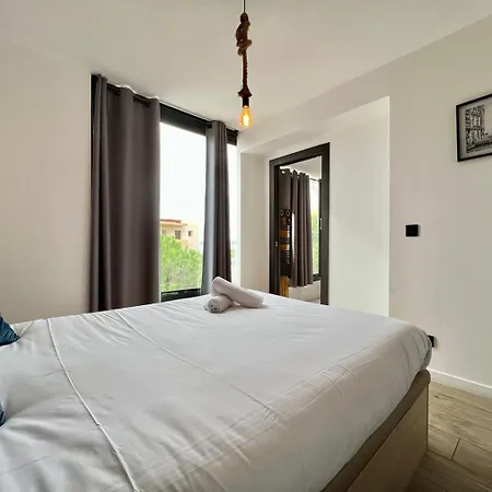 Appartement Sea And Mountain Views From Your Rooftop ! *